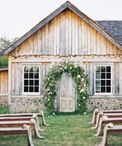 Holiday White Rustic Barn Diamond Painting