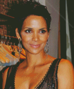 Halle Berry Diamond Painting