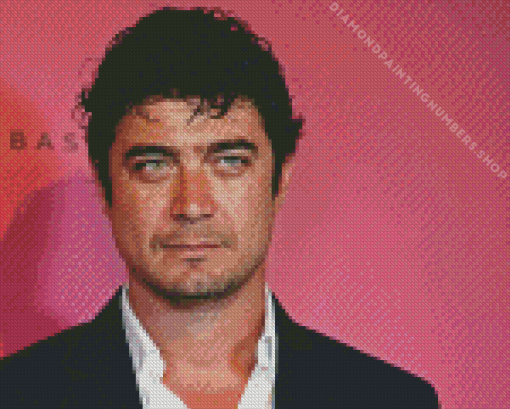 Riccardo Scamarcio Diamond Painting